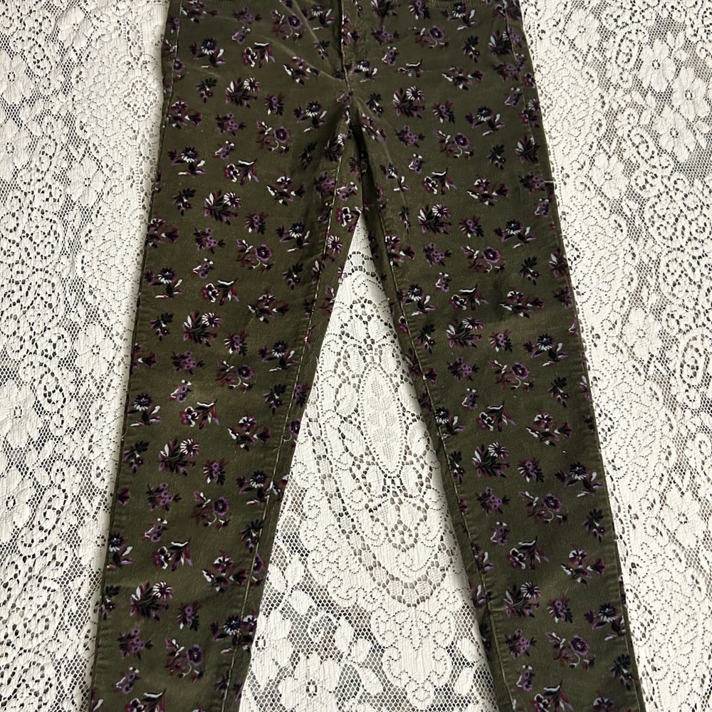 Floral Print Olive Green Pants